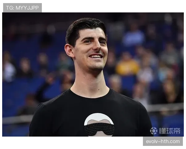 库尔图瓦三夺萨莫拉奖与门将冲击金球奖的上限分析