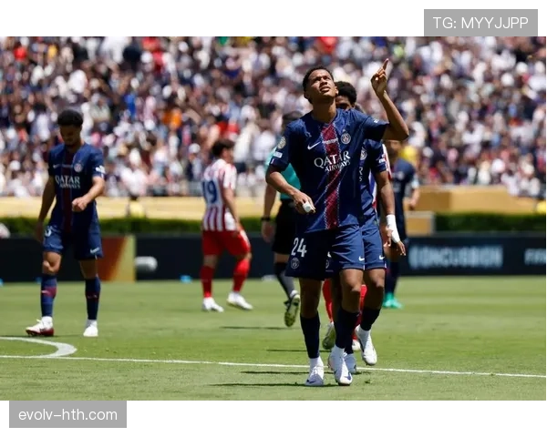 巴黎圣日耳曼内忧外患：战术失衡与更衣室裂痕正撕裂这支豪门