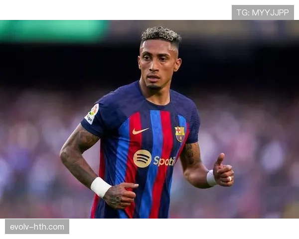 拉菲尼亚与萨卡：核心地位与体系角色对比分析