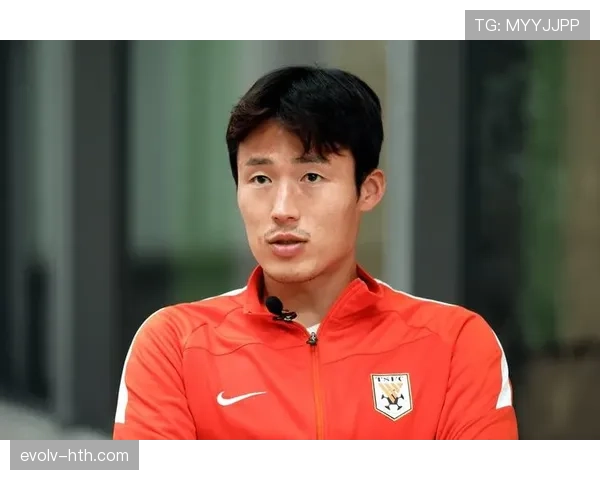 孙准浩在韩国泡澡时还在背中超战术板？